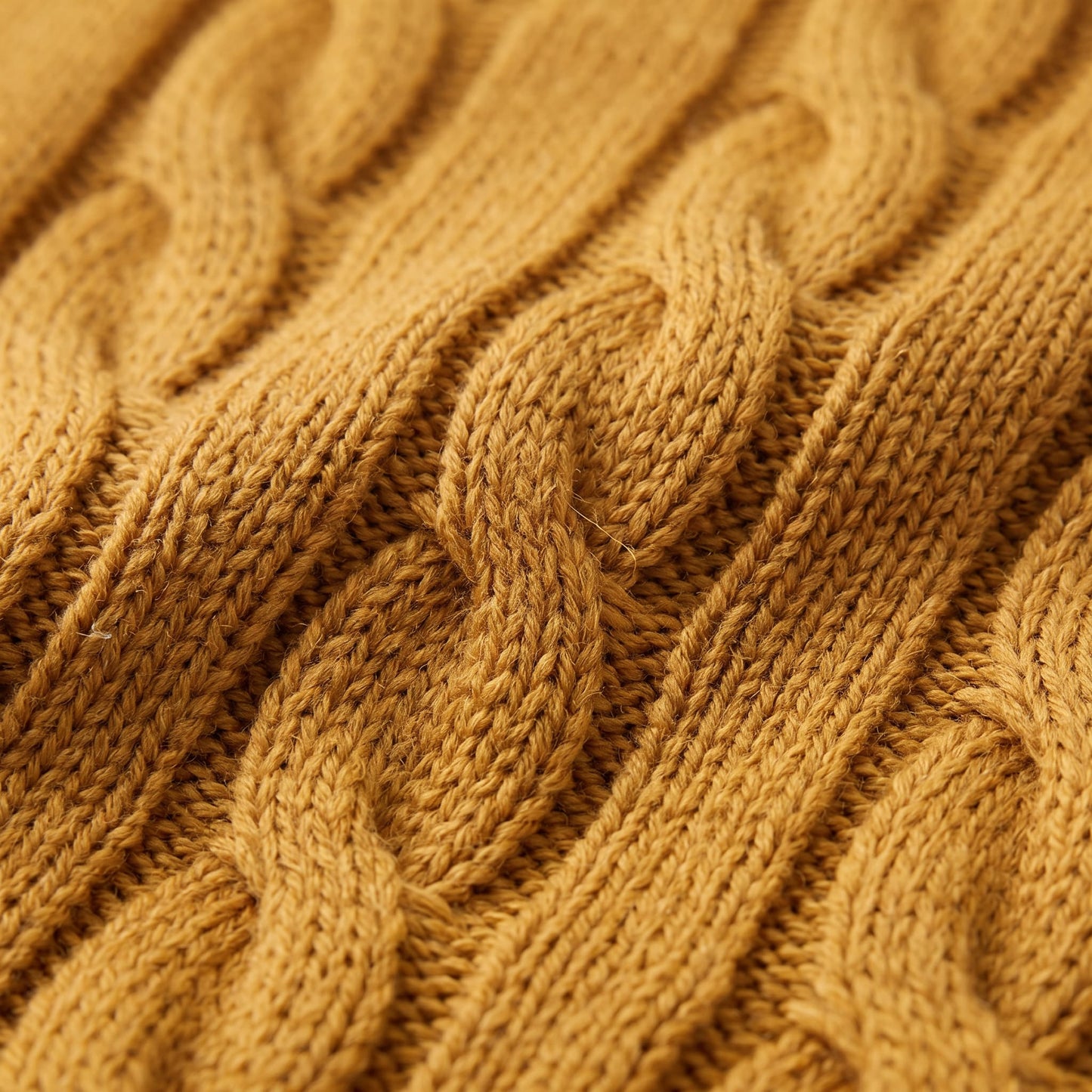 Ellis Wool Cable Knit Sweater_24