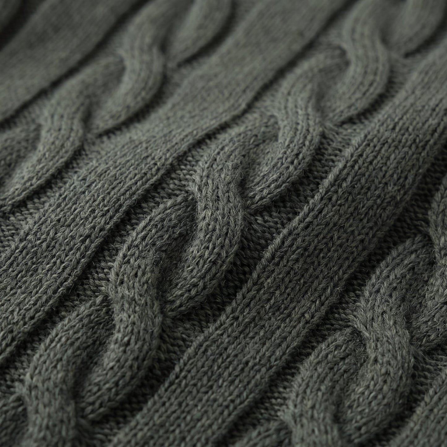 Ellis Wool Cable Knit Sweater_5