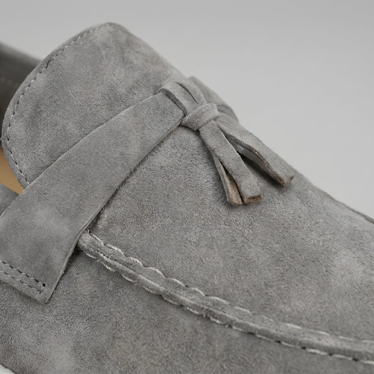 Madigan Round Toe Tassel Loafers_15