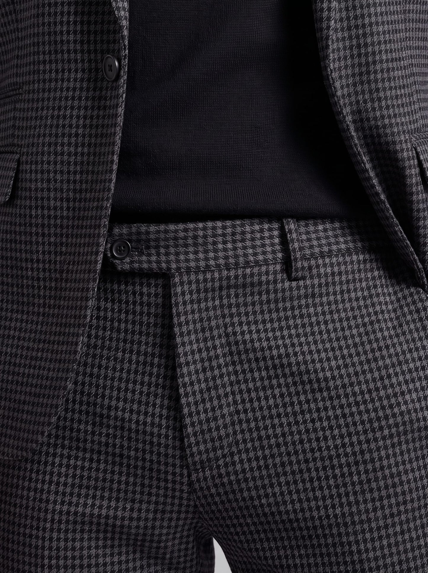 Hastings Houndstooth Tailored Suit_17