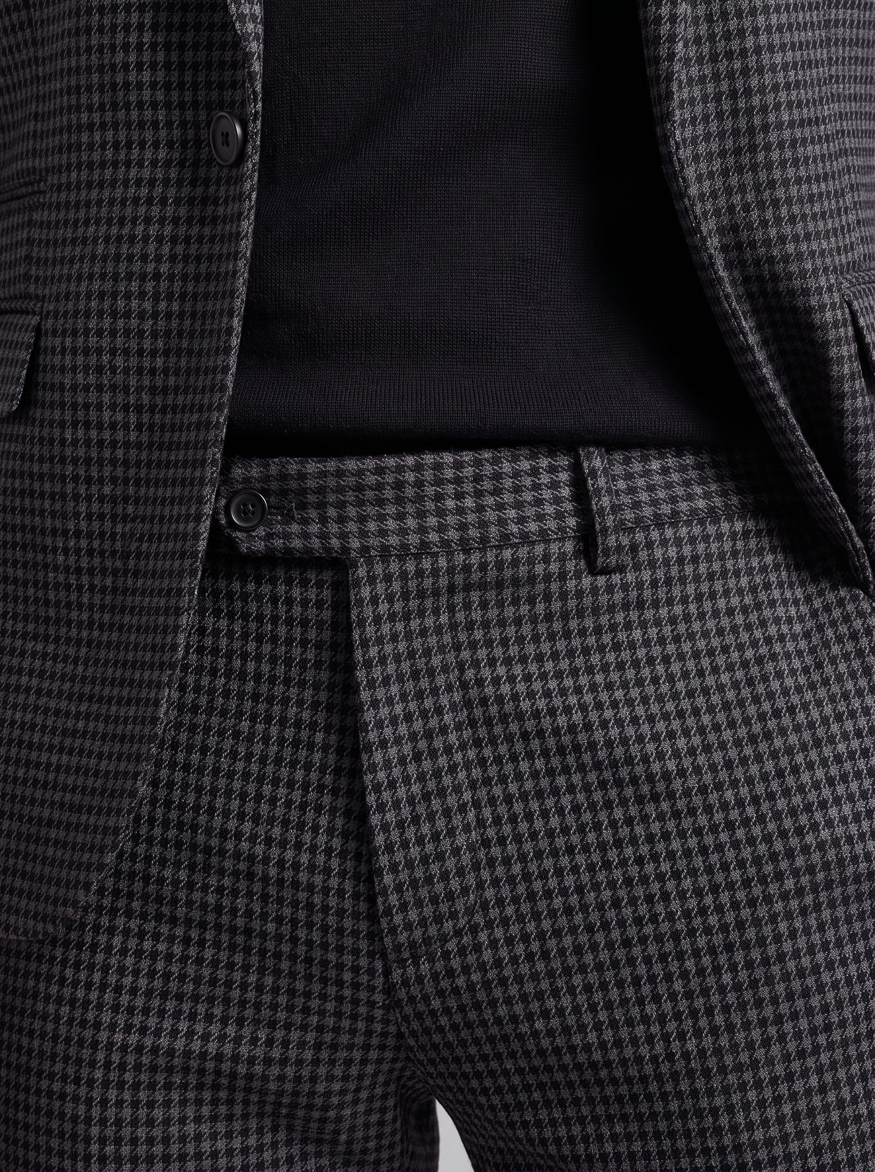 Hastings Houndstooth Tailored Suit
