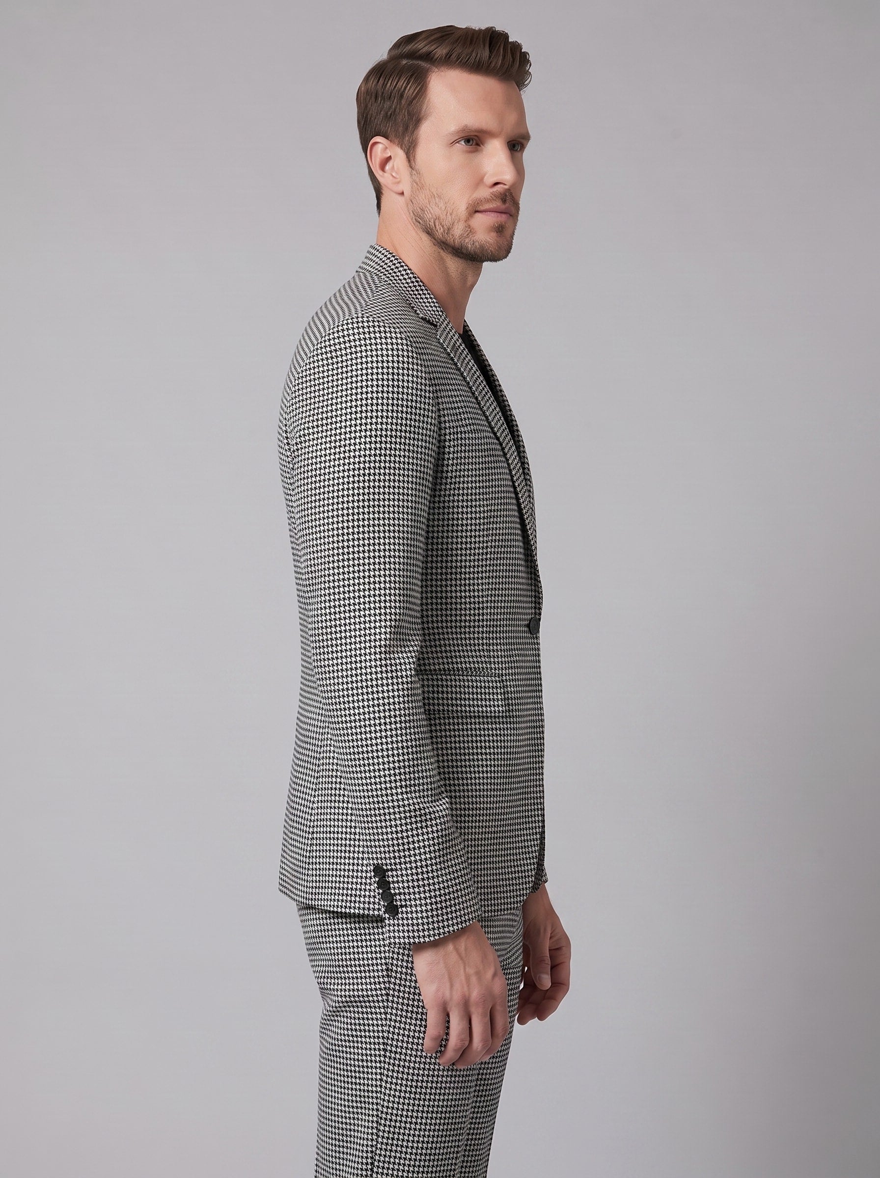 Hastings Houndstooth Tailored Suit