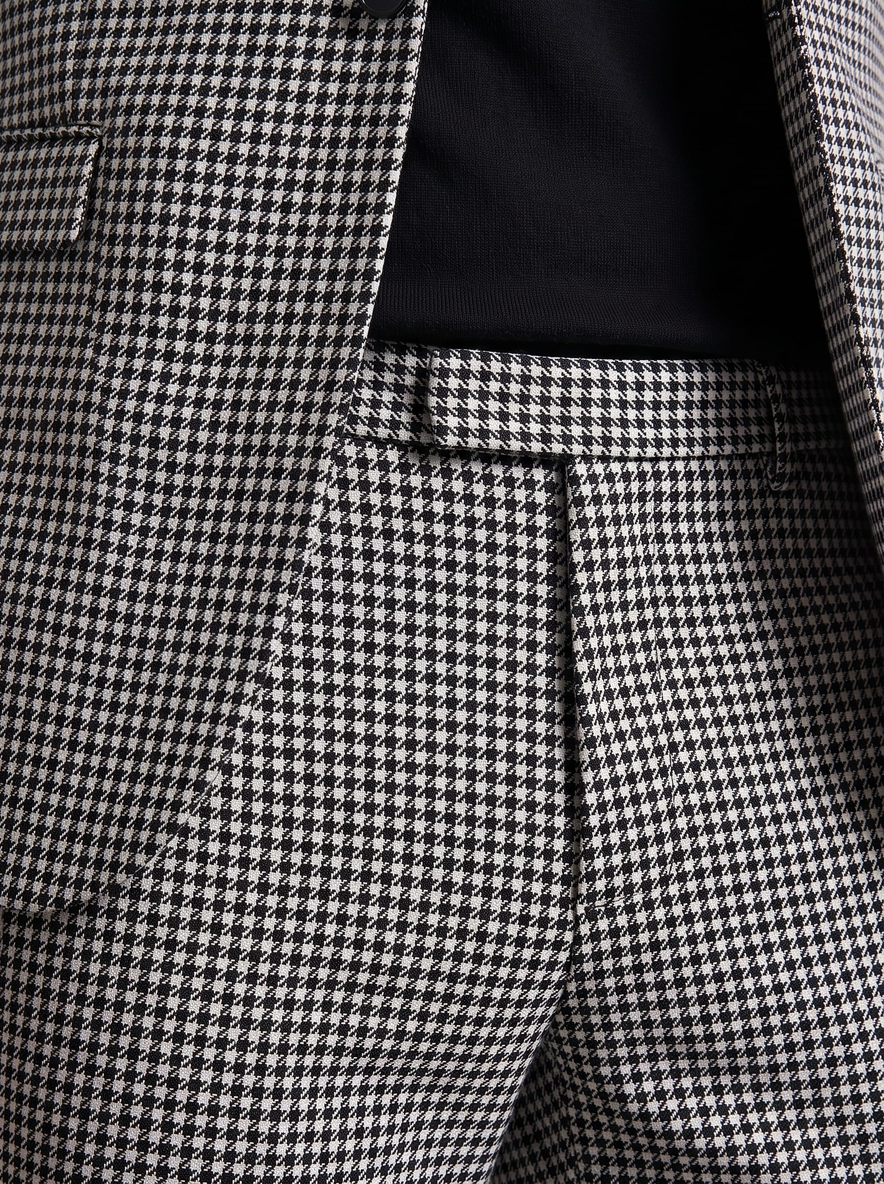 Hastings Houndstooth Tailored Suit