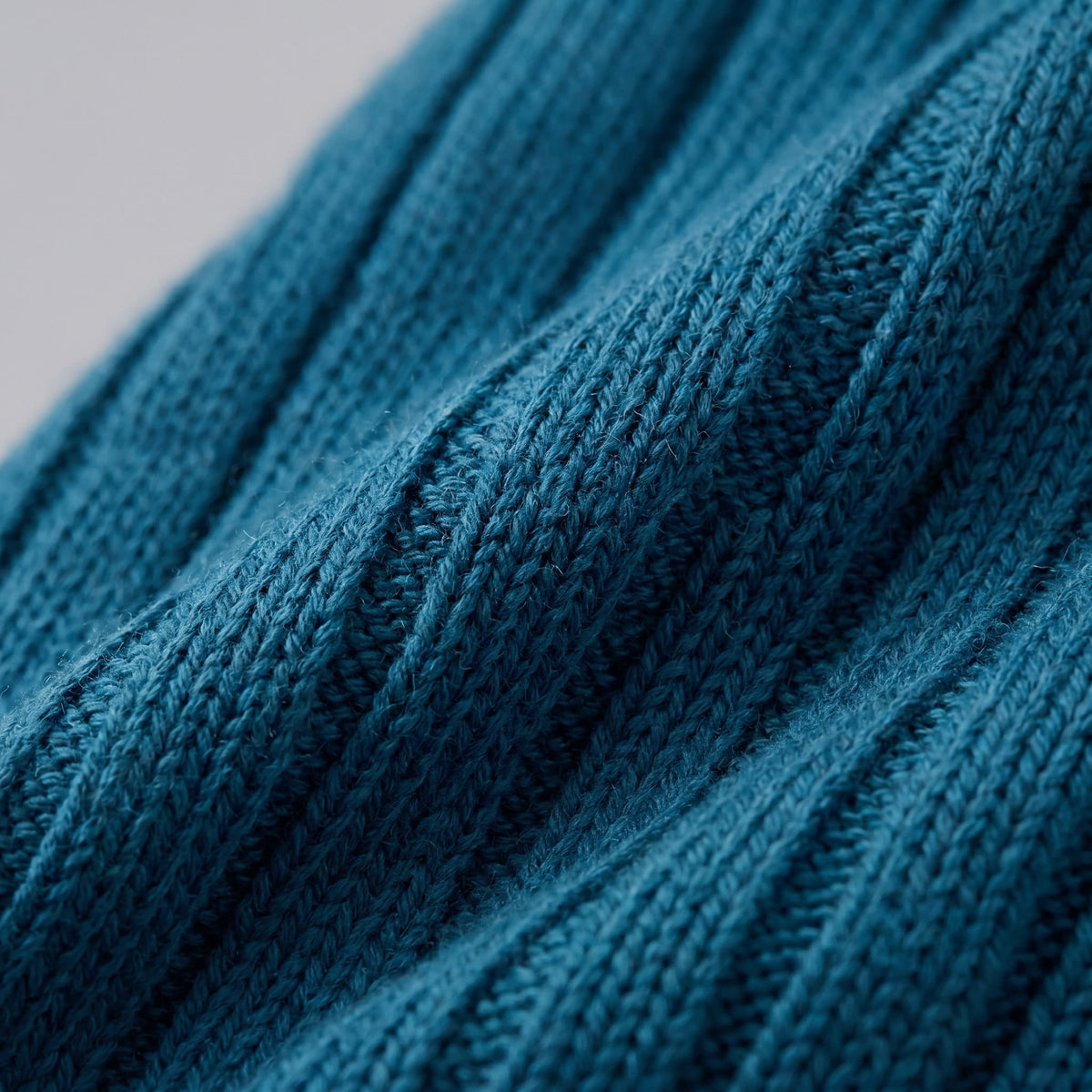 Ridge Contrast Collar Ribbed Knit Polo
