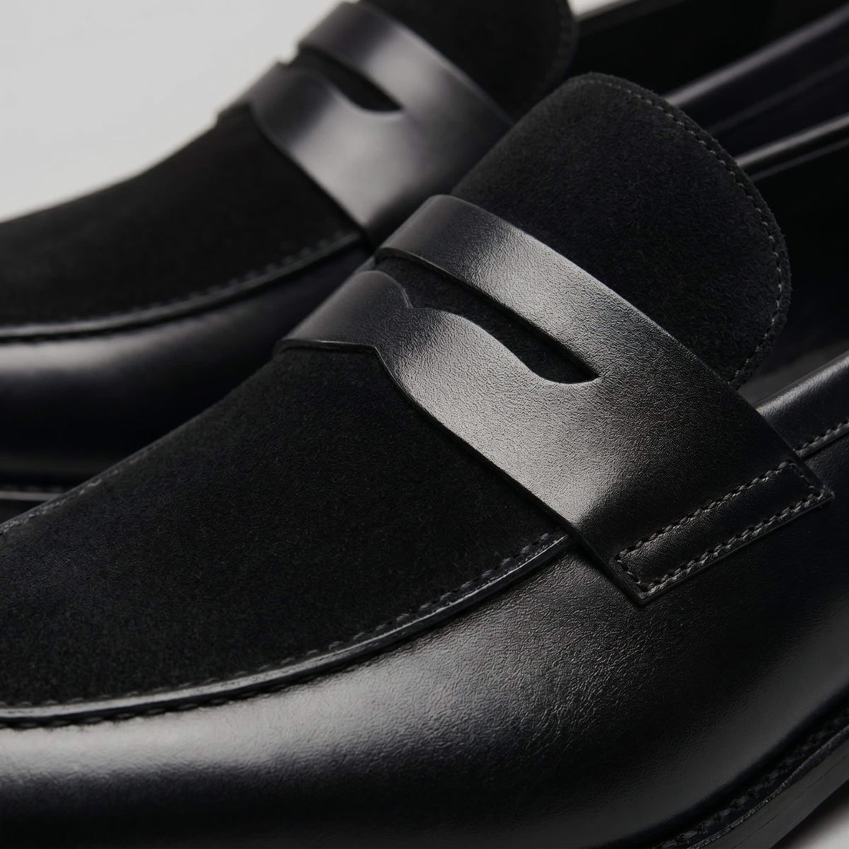 Middleton Suede Panel Penny Loafers_4