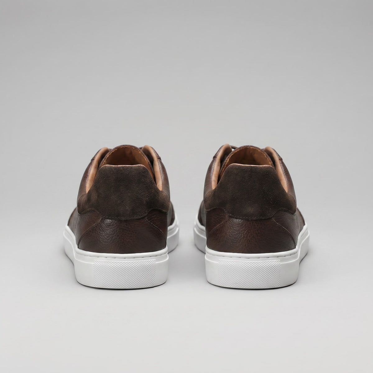 Stratton Leather Low Top Sneakers