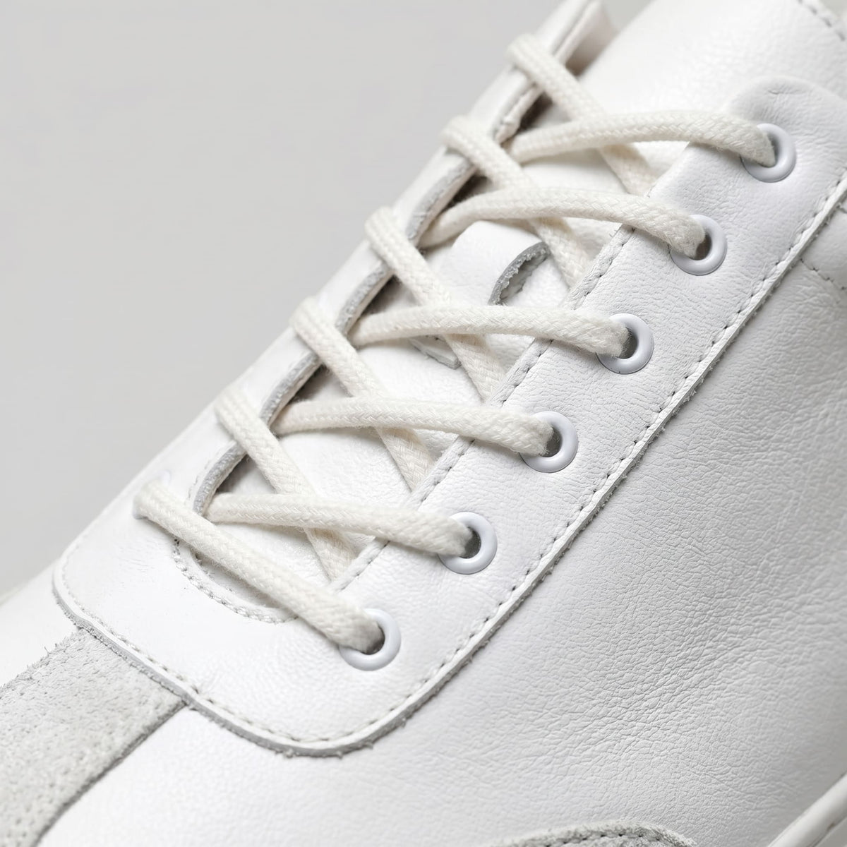 Stratton Leather Low Top Sneakers_8