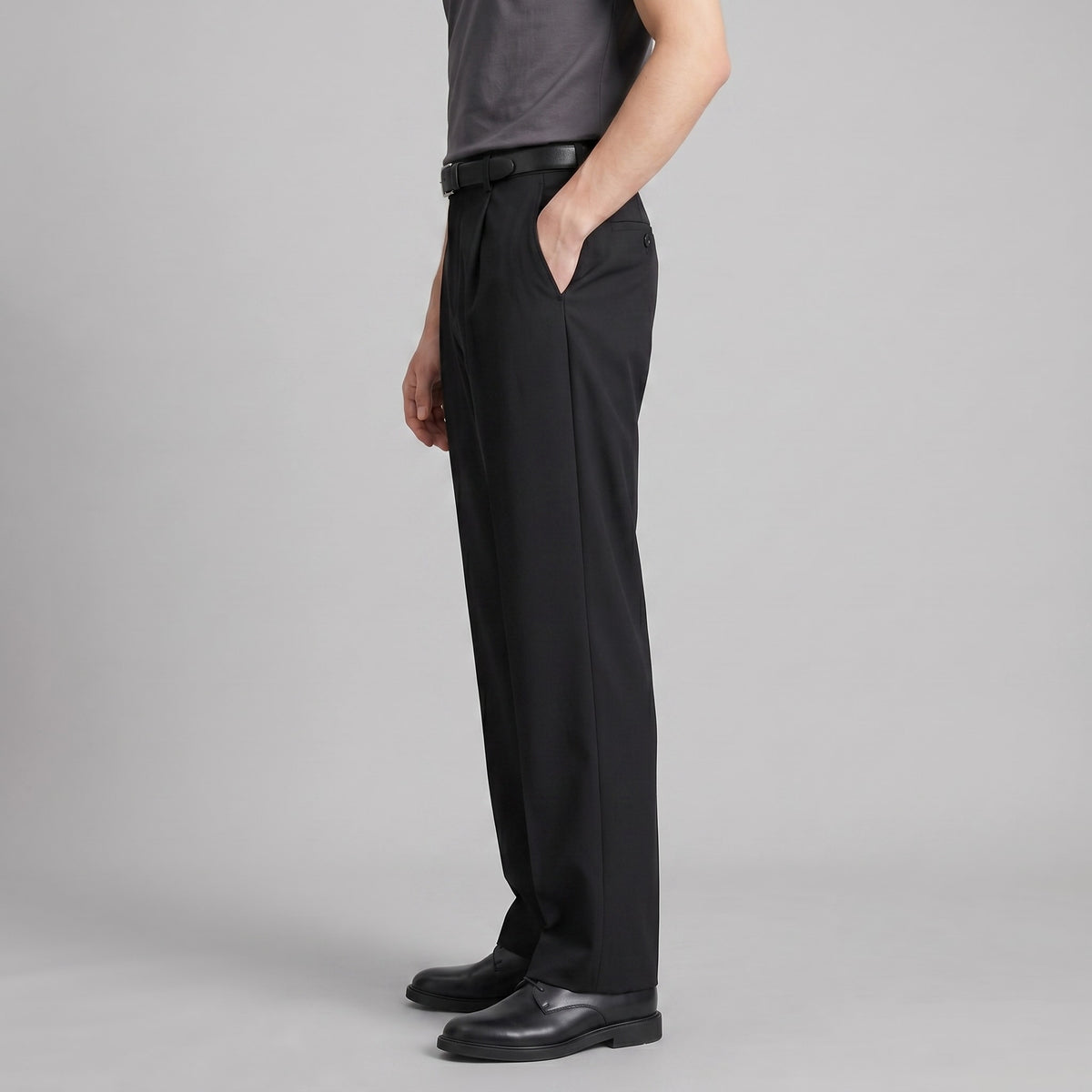 Thoreau Pleated Relaxed Fit Pants