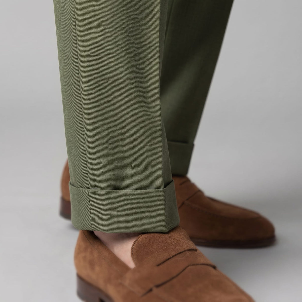 Winslow Pleated Straight Leg Pants_14