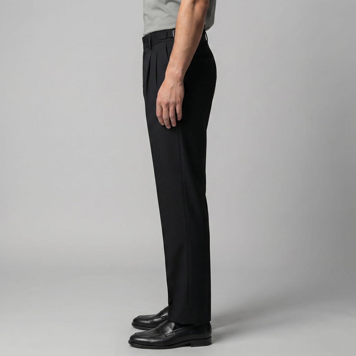 Winslow Pleated Straight Leg Pants_17