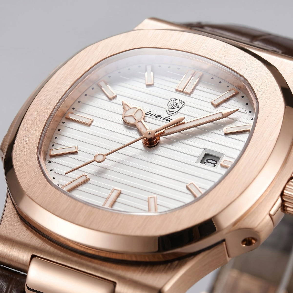 Wolcott Sport Leather Strap Watch_34