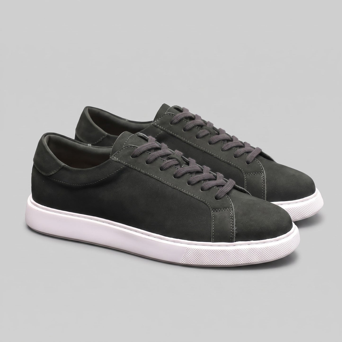 Wadsworth Faux Suede Low Top Sneakers_19
