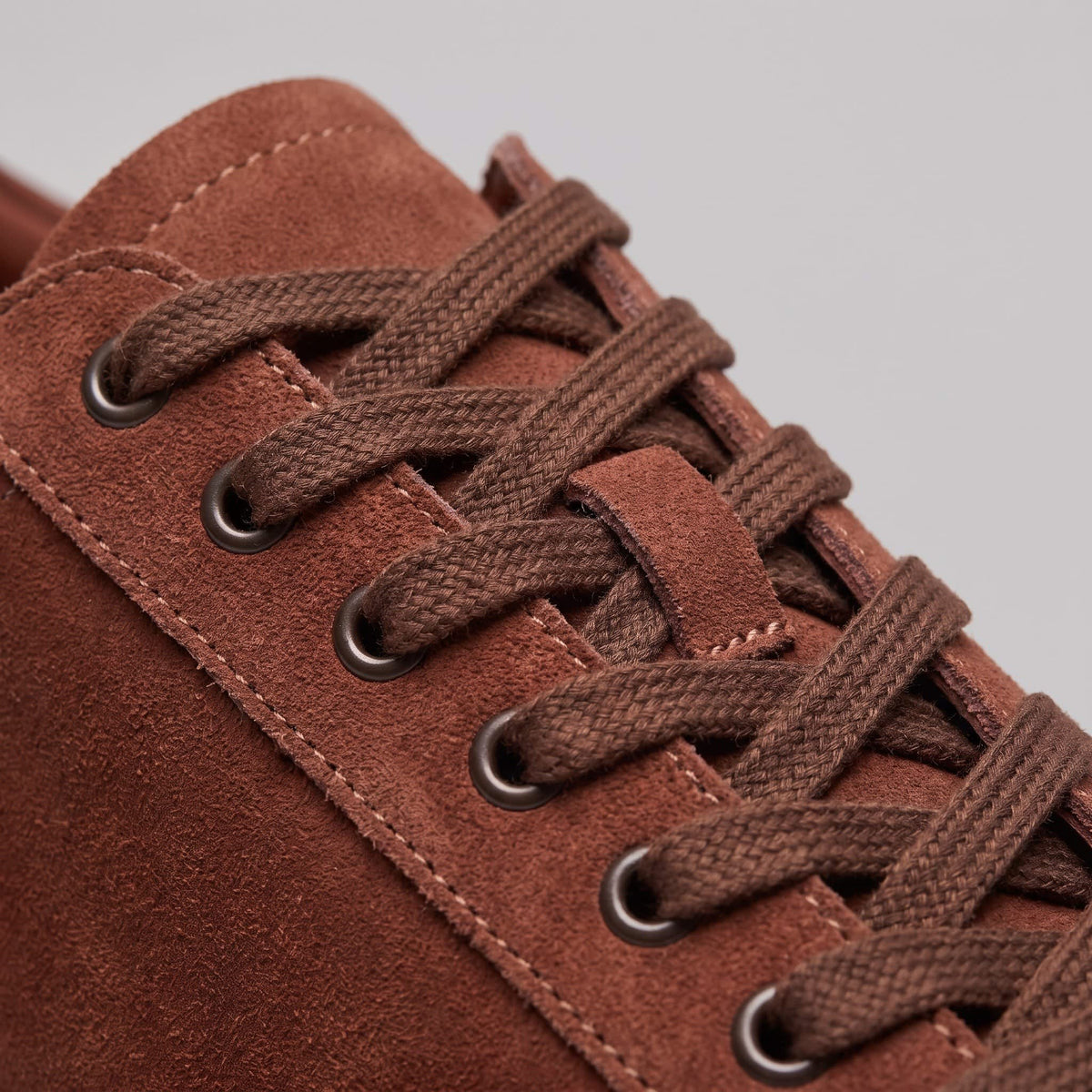 Wadsworth Faux Suede Low Top Sneakers_35