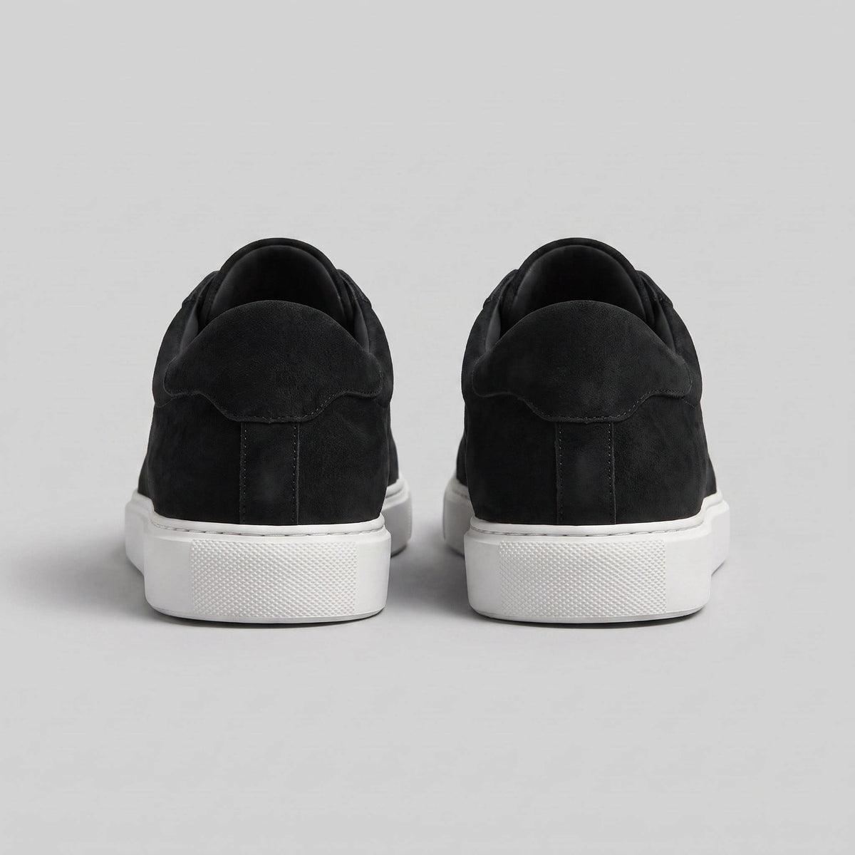 Wadsworth Faux Suede Low Top Sneakers_9