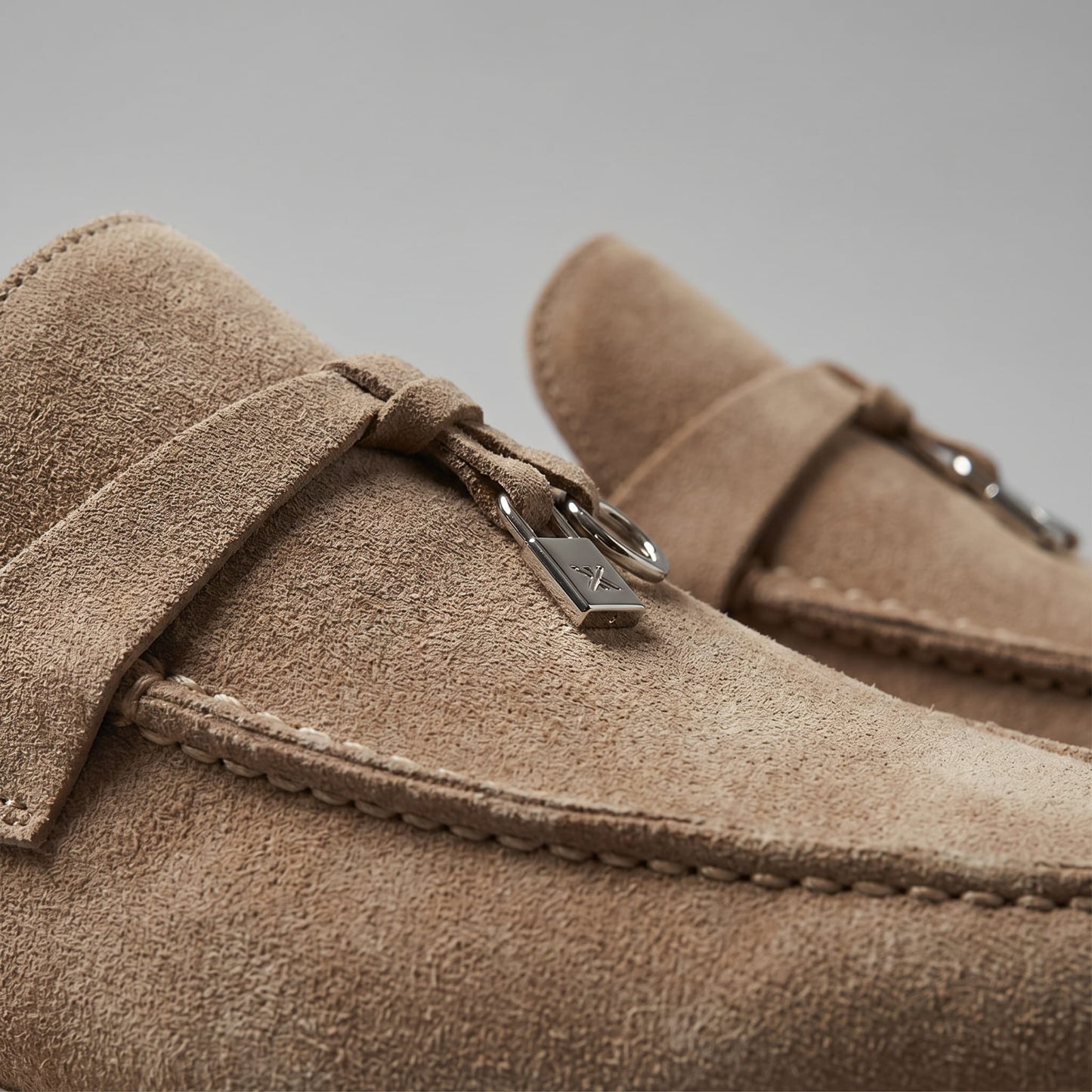 Quimby Suede Metal Tassel Loafers_5