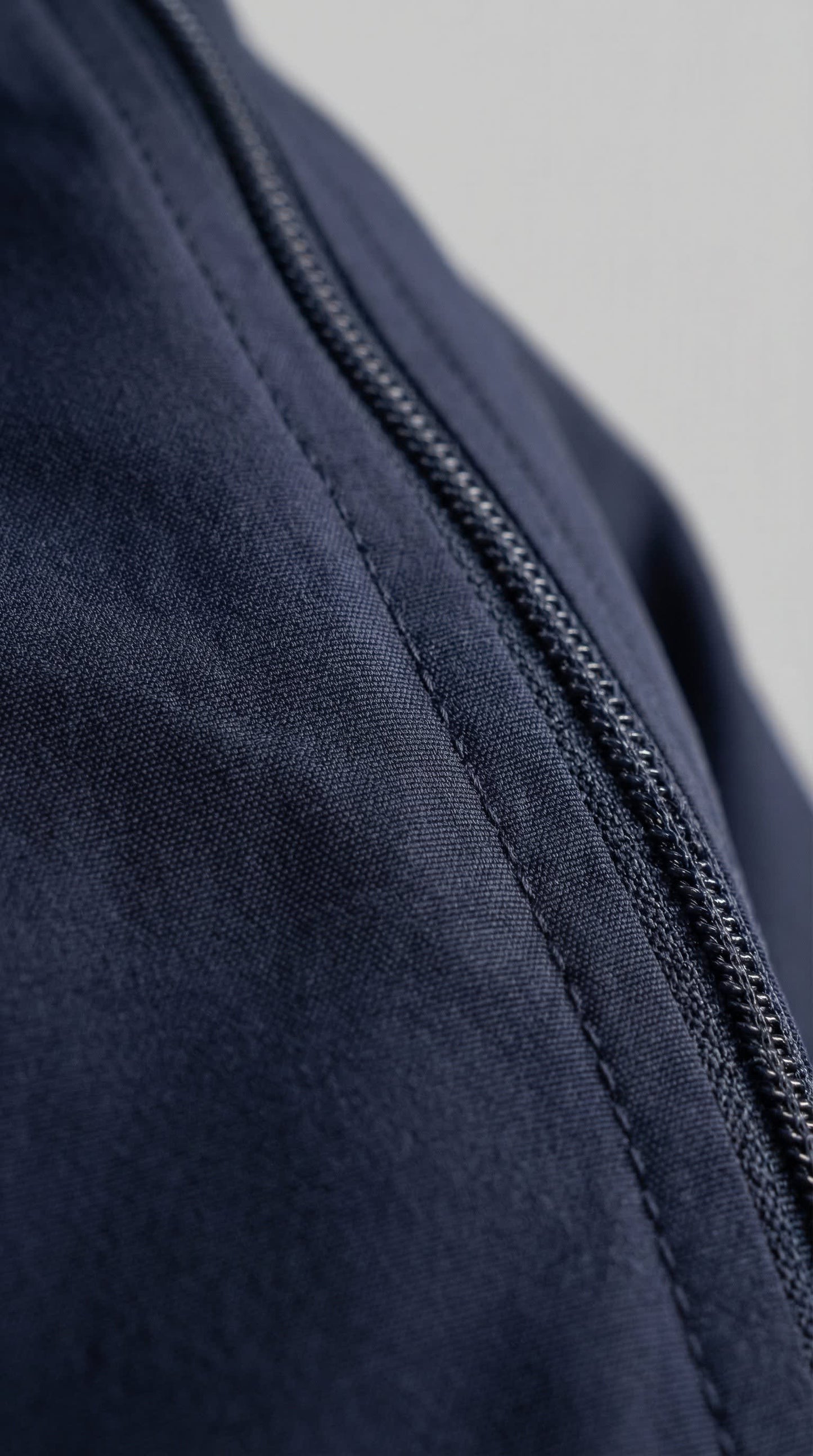 Kavanagh Lightweight Hooded Jacket_17