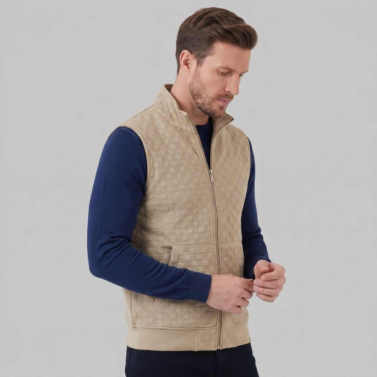 Kendall Textured Knit Vest_6