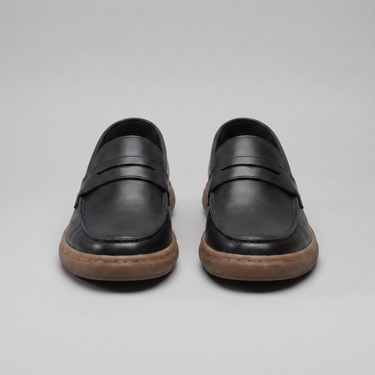 Roberts Distressed Penny Loafers_10